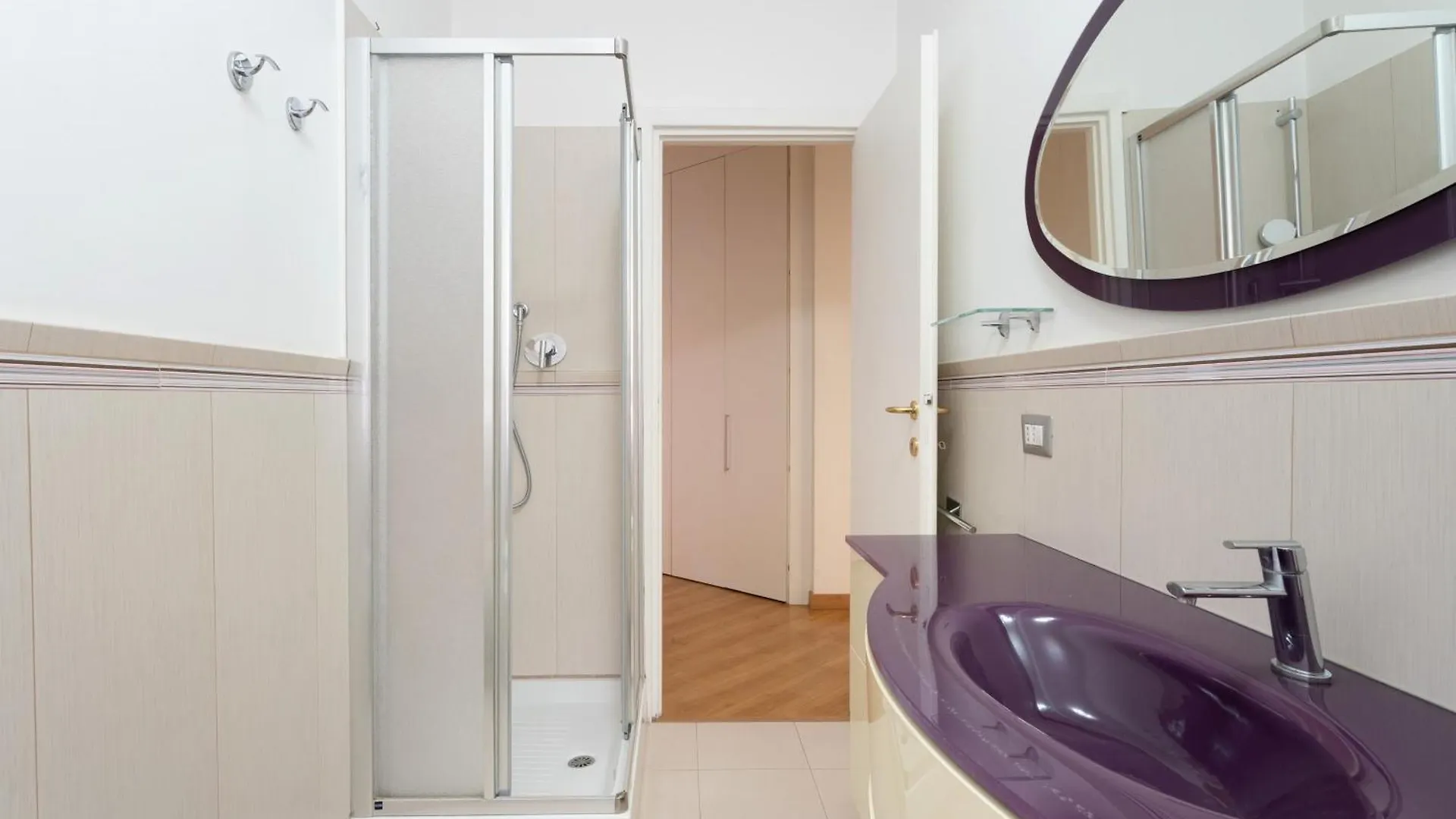 Furio Family Flat, A Few Steps From Metro A Stop Apartment