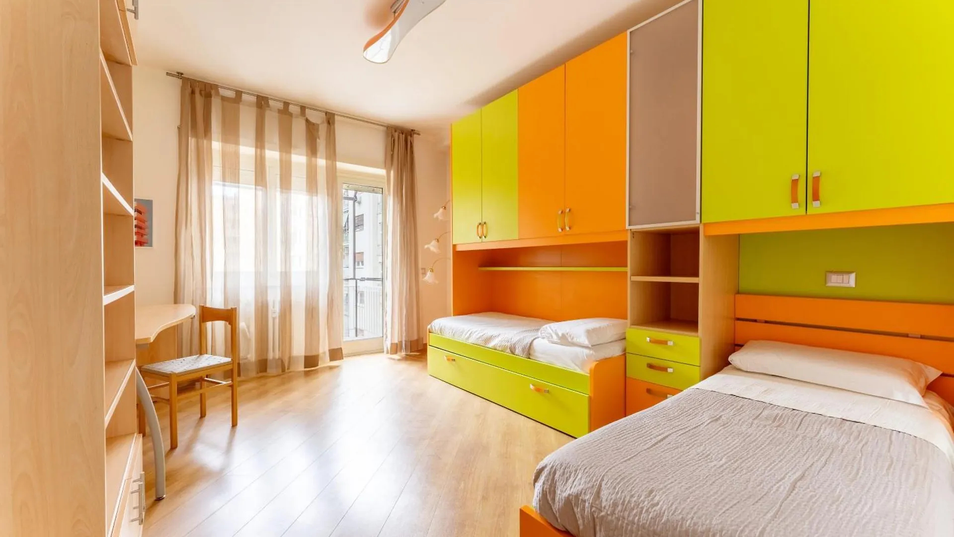 Furio Family Flat, A Few Steps From Metro A Stop